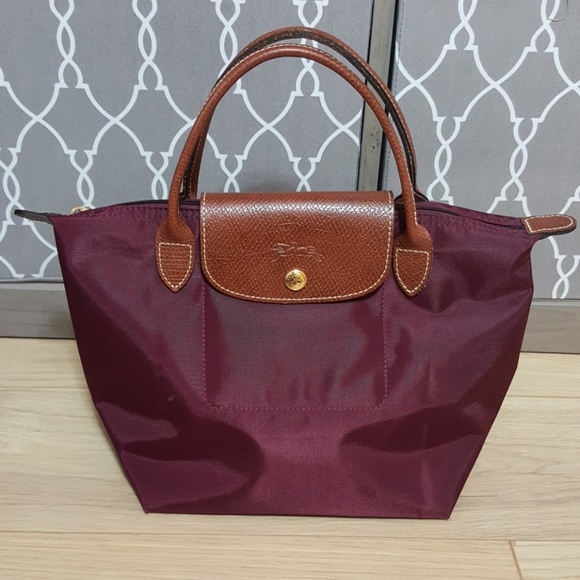 longchamp maroon